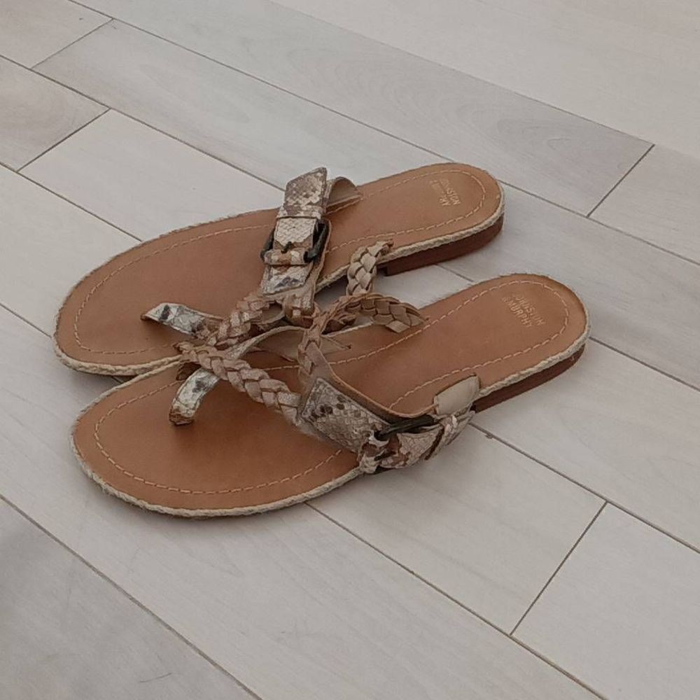 Johnston and Murphy Women's Snakeskin Woven Strap Sandals Tan Size 9M